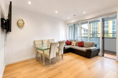 Property on Elstree Way, WD6 1SD