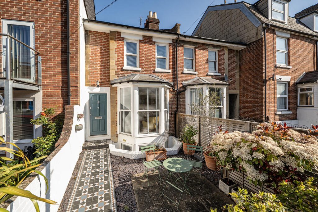 Terraced House