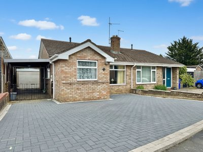 Property on Bridgewater Road, NN13 6BZ