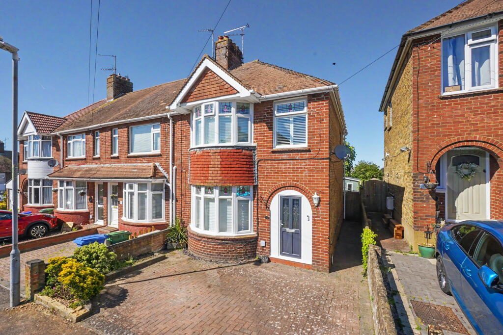 Property main image