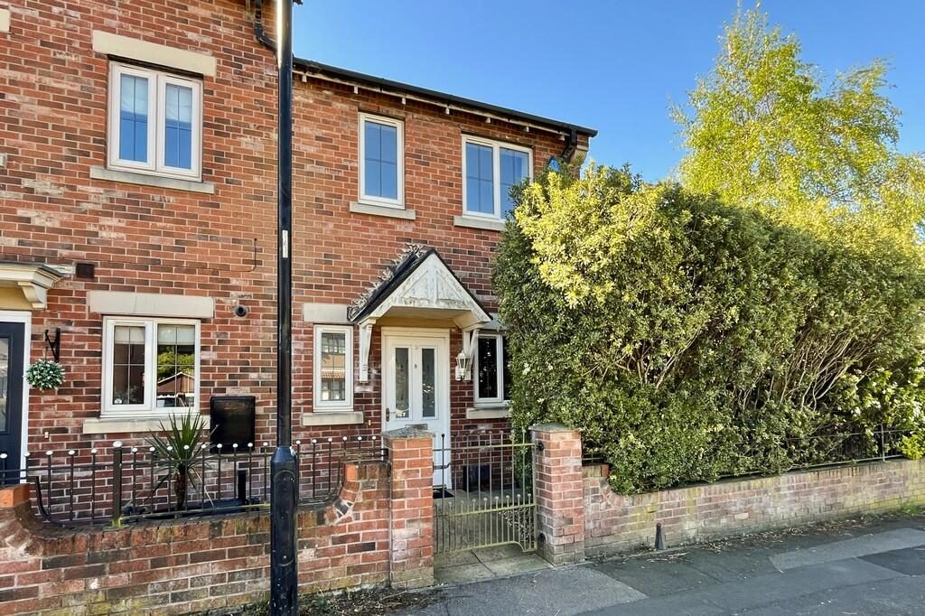 Terraced House