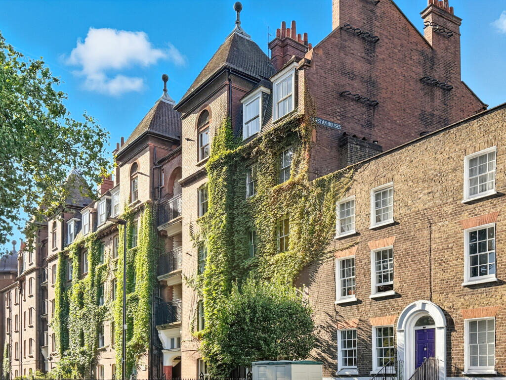 Property main image
