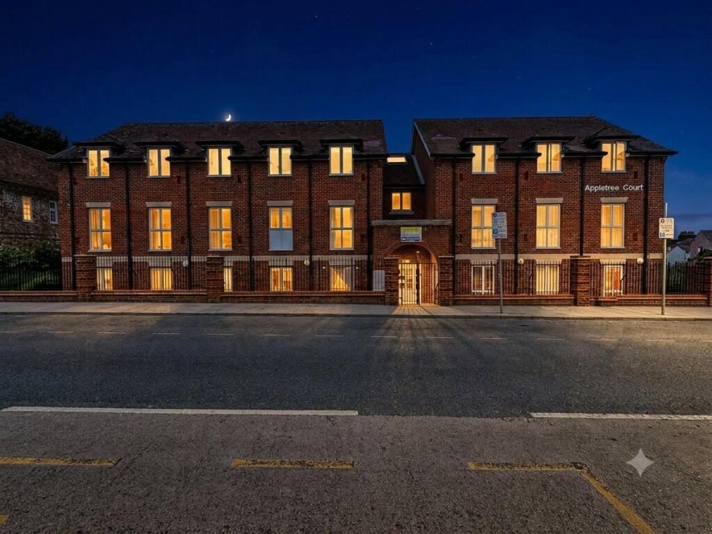 Property main image