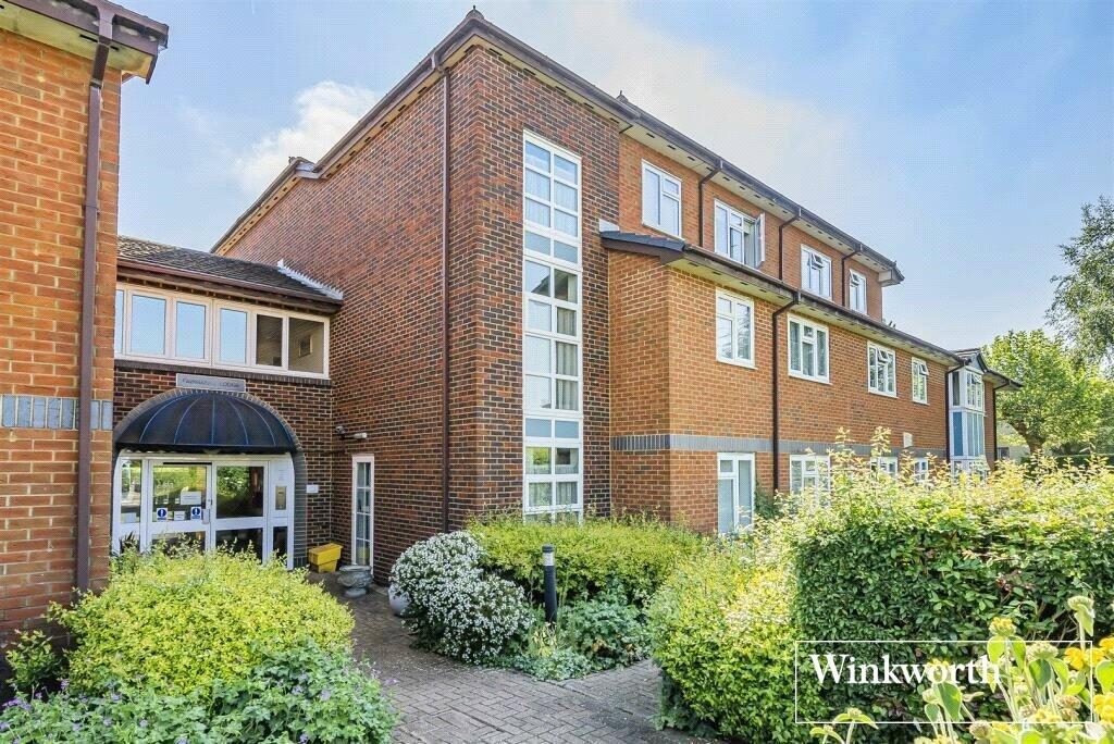 Property main image
