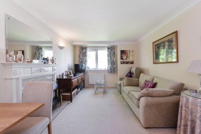 Property on Mayfield Avenue, N12 9HZ
