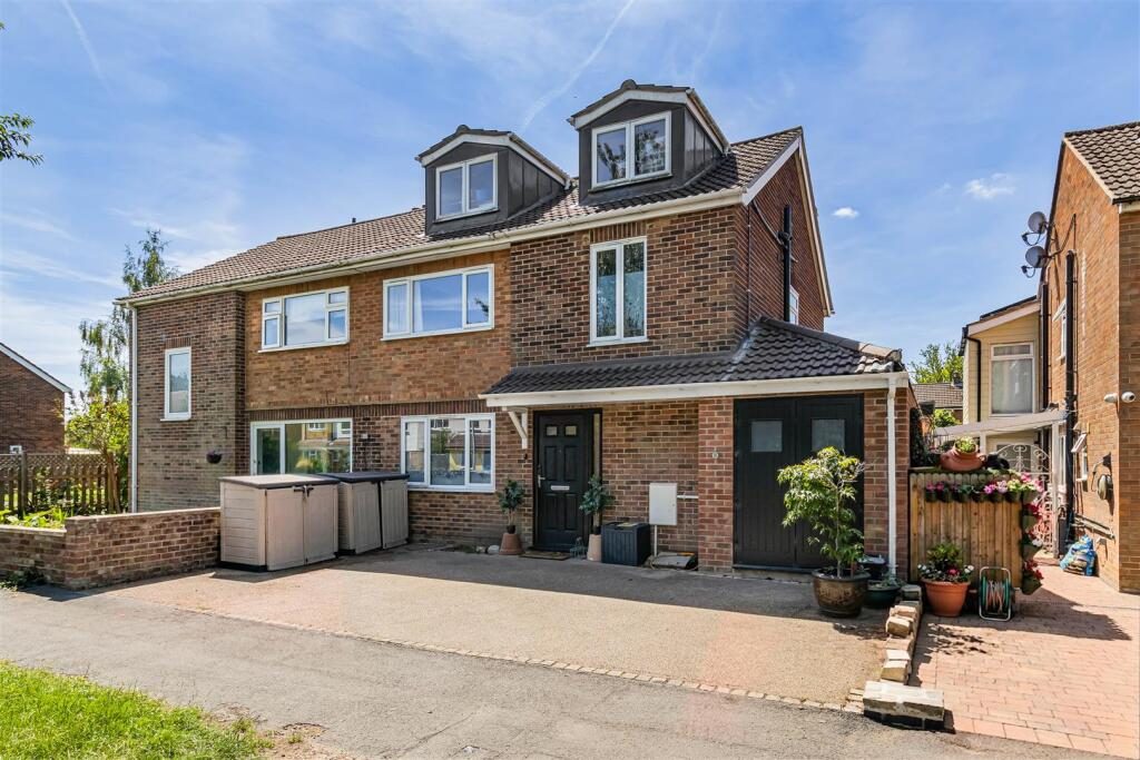 Property main image