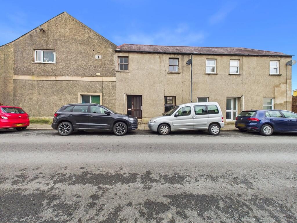 Terraced House