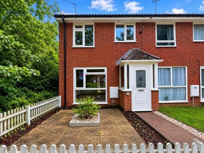 Property on Sussex Drive, OX16 1UR