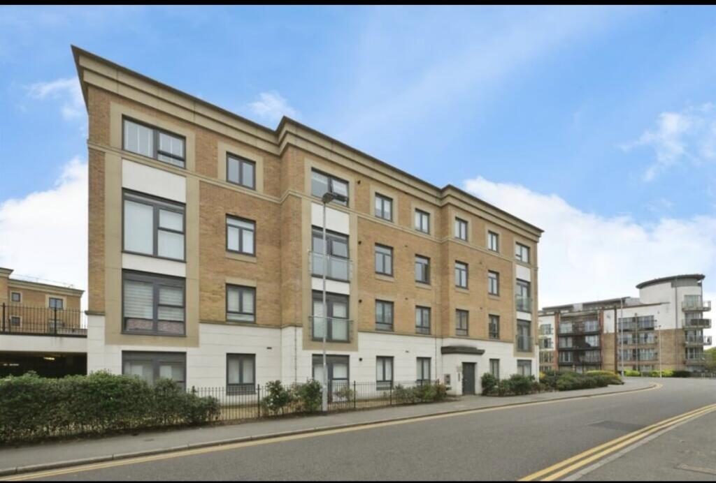 Property main image