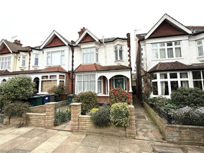 Property on Holdenhurst Avenue, N12 0JA