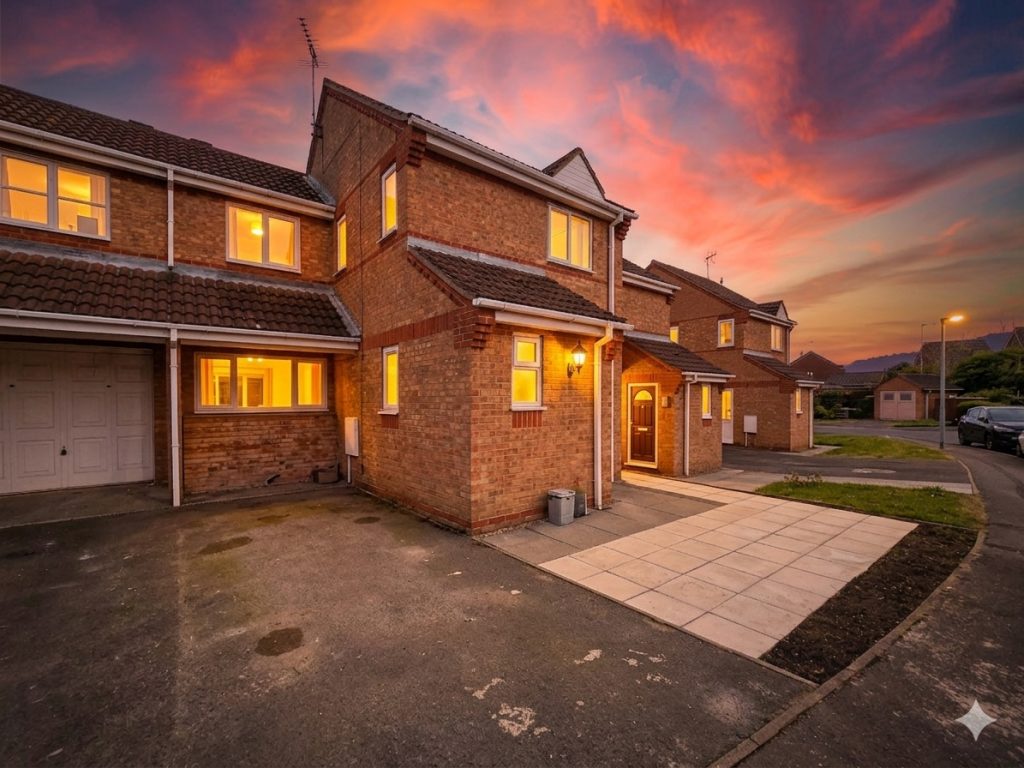Terraced House