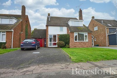 Property on St Andrews Road, CM3 3BY