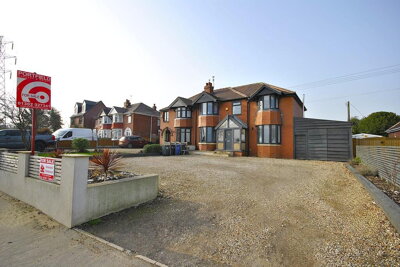 Property on Melton Road, DN5 7NJ