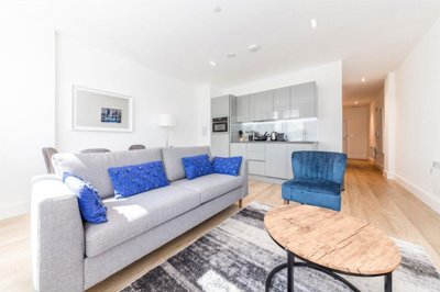 Property on Fairfield Road, CM14 4BU