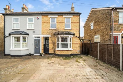 Property on Birkbeck Road, DA14 4DE