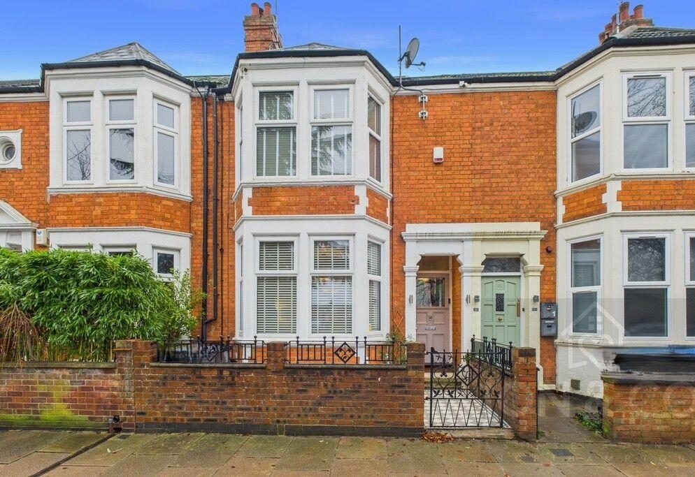 Property main image