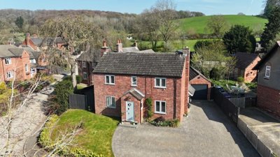 Property on Main Street, NG32 1LY