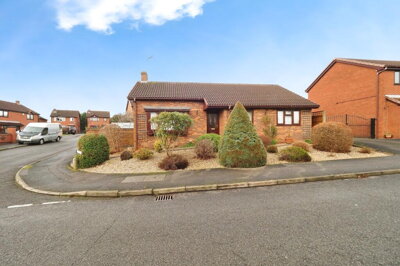 Property on Colonsay Close, NG9 3RD