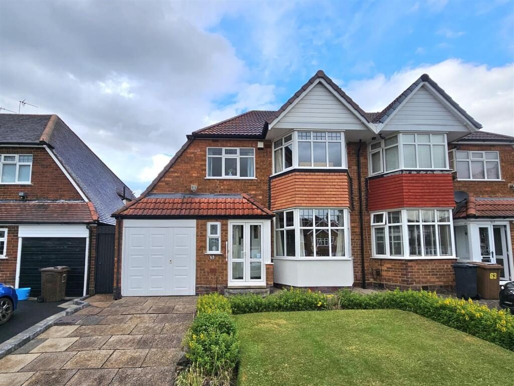 Property main image