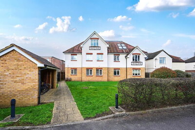 Property on TW18 1PE