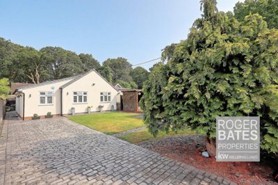 Property on Canford Avenue, SS12 0JN