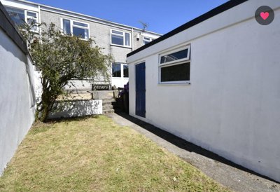 Property on Portland Gardens, TR11 2QT