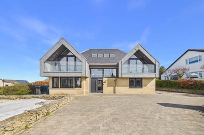 Property on Clyde Street, ML8 5BG