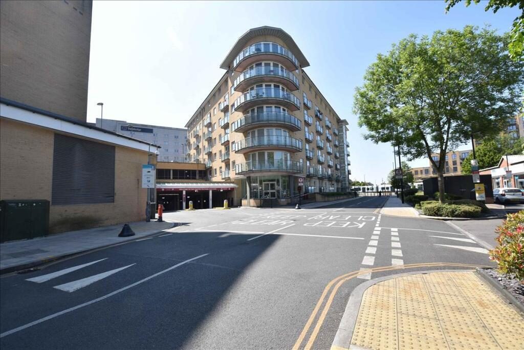 Property main image