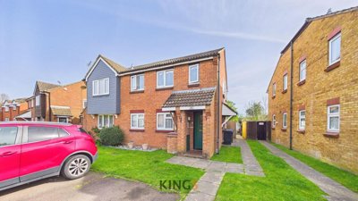 Property on Nash Close, AL9 7NN