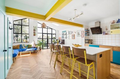 Property on Radcliffe Road, HA3 7QA