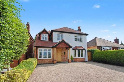 Property on Moorgreen, NG16 2FE