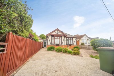 Property on Test Lane, SO16 9BN