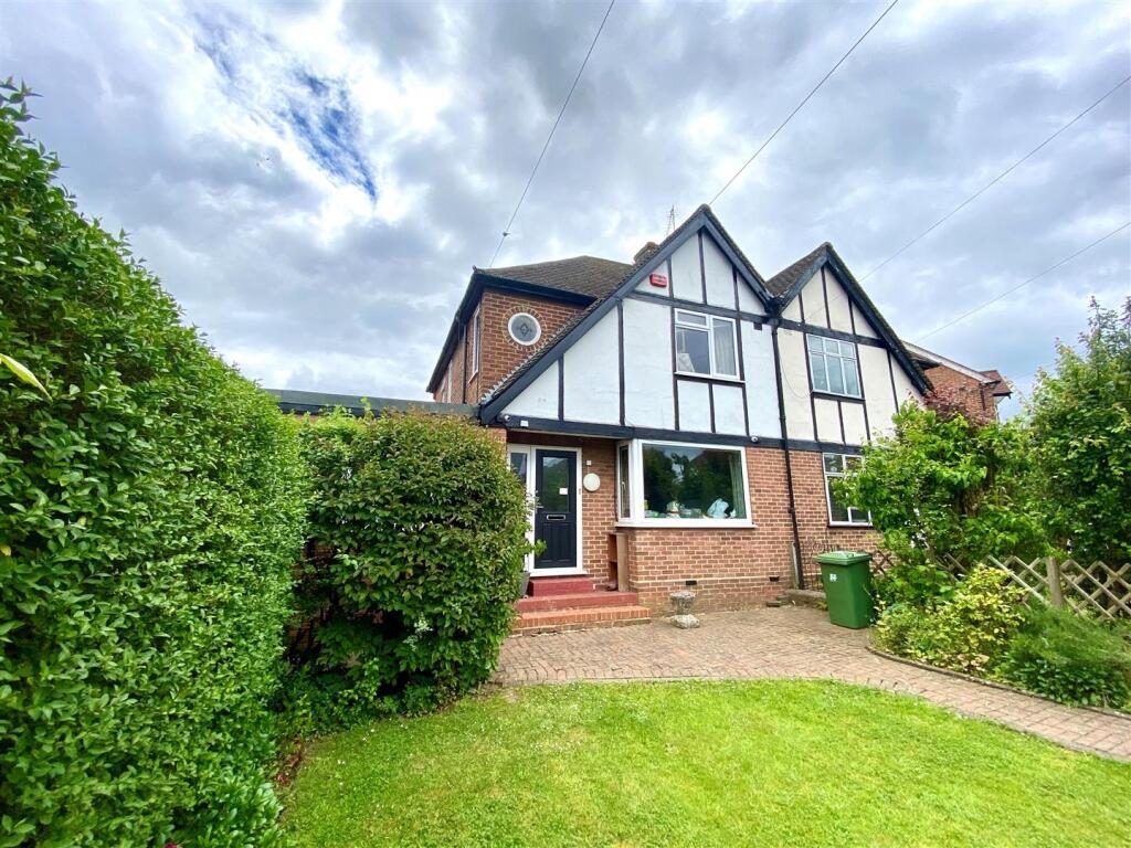 Property main image