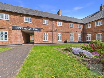 Property on Heckingham Park Drive, NR14 6FJ