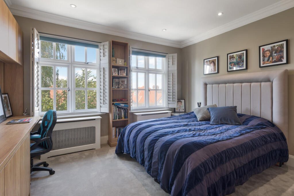 Thumbnail 12