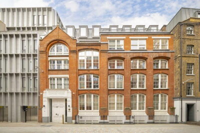 Property on EC1A 7BF