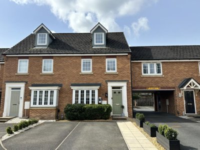 Property on Hickory Close, WA12 8EG