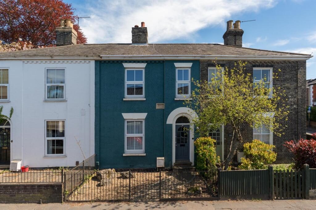 Terraced House