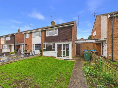 Property on Cradley Walk, HP20 2AW