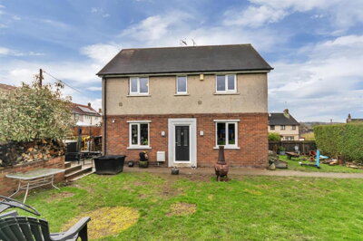 Property on Kynaston Place, LL14 3PT