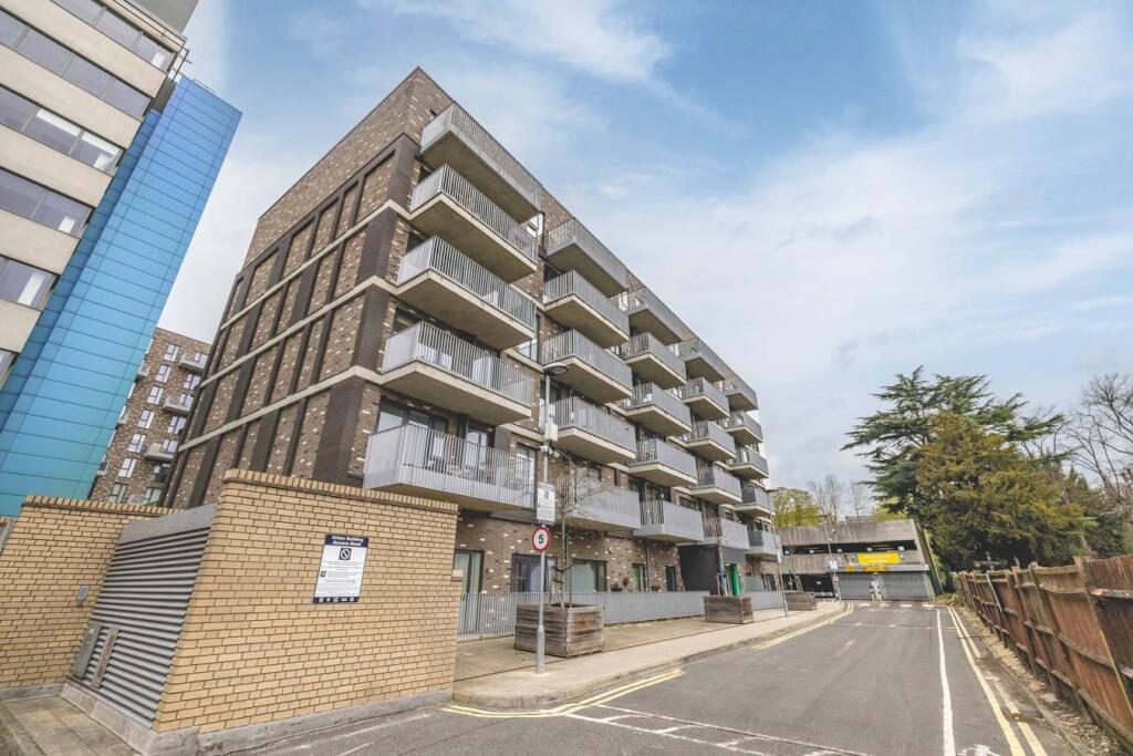 Property main image