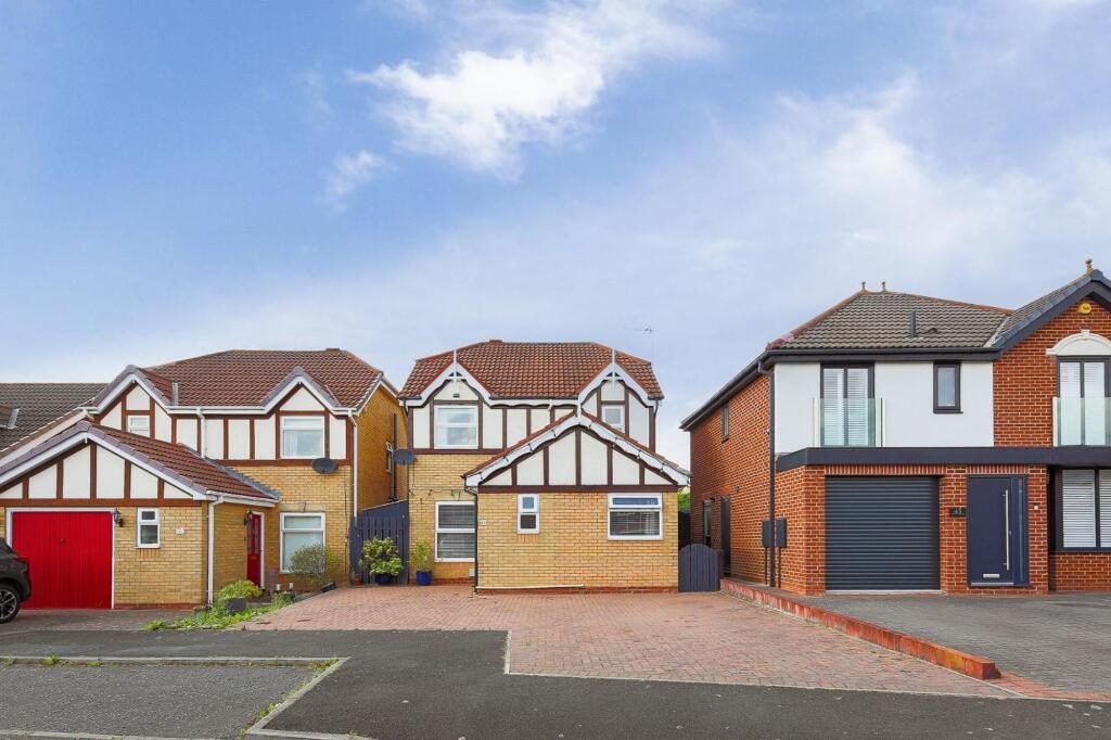 Property main image