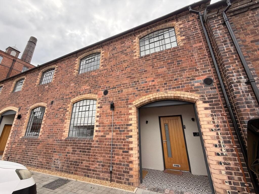 Terraced House
