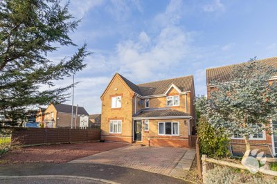 Property on Waverley Road, SS15 4HU