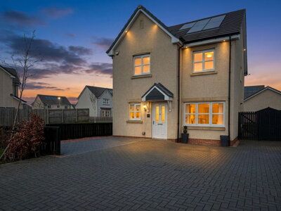 Property on Fieldmouse Way, G72 6AP