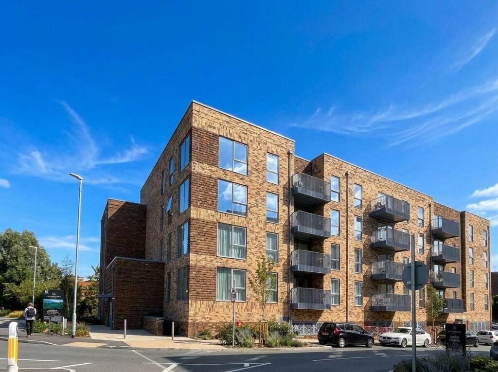 Property main image
