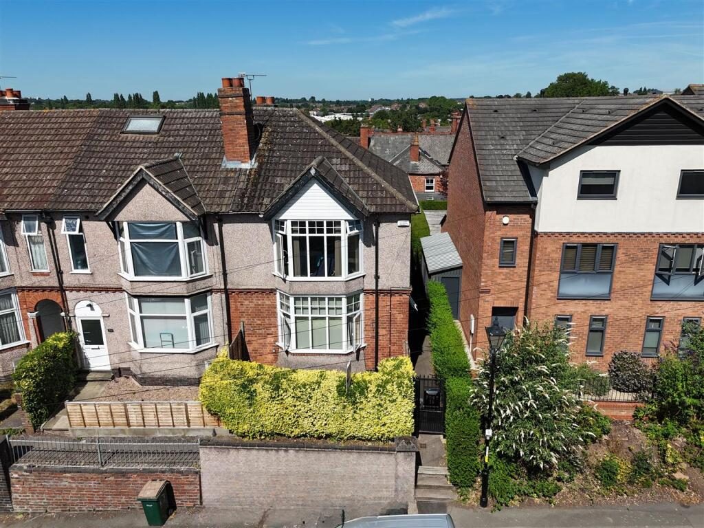Terraced House