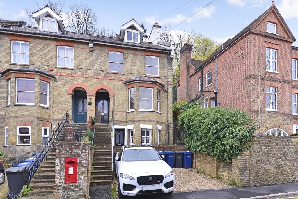 Property main image