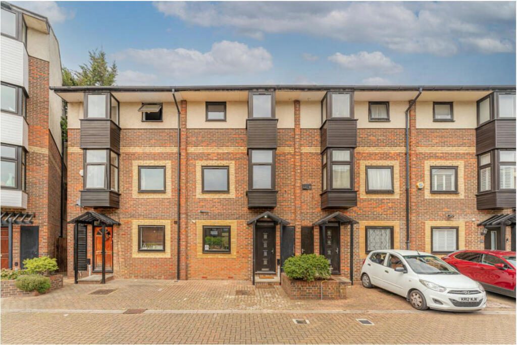 Property main image