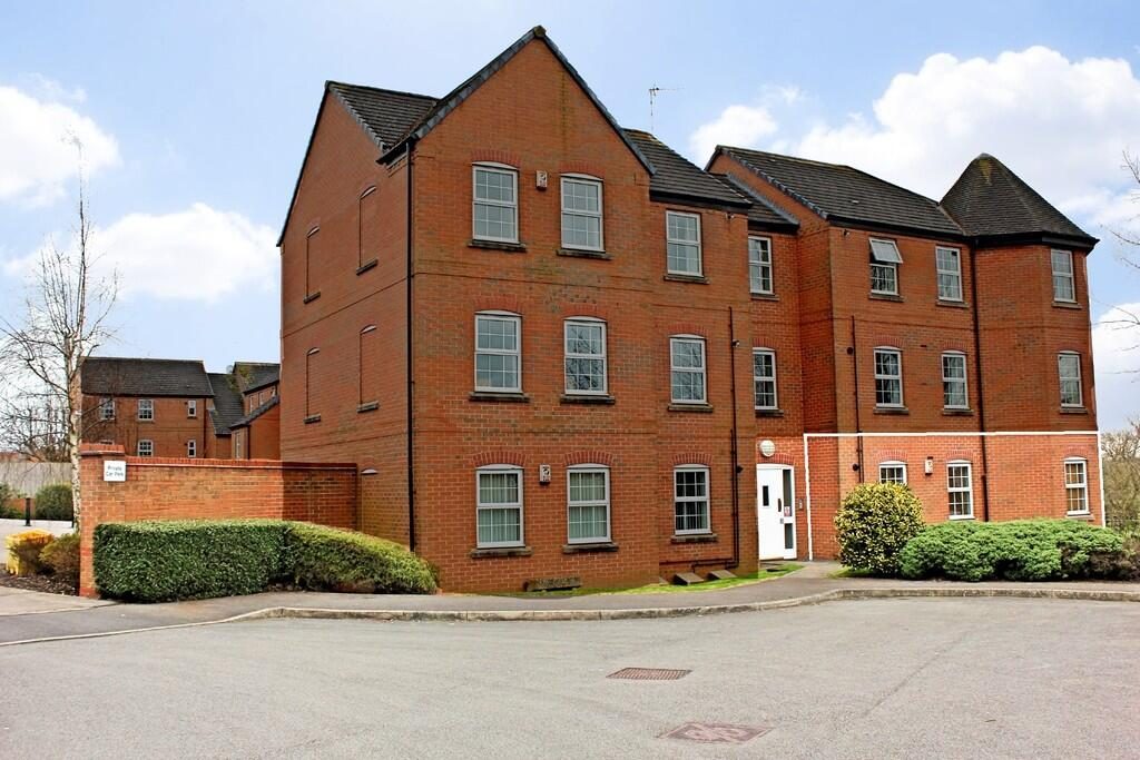 Property main image